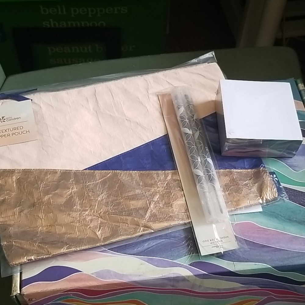 Pouch, highlighters, notes from EC Surprise box